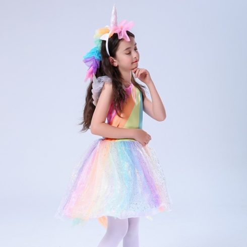 Farsangi Unikornis Jelmez Kislányoknak Szivárványszínű Ruhával, Fejdísszel És Szárnyakkal – L Méret – 130 Cm