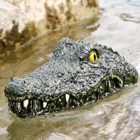 Távirányítós Akkus Krokodil Játék – Vízből Kibukkanó Élethű Krokodilfej Csínytevéshez