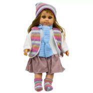   Gyönyörű Éneklő Hajasbaba Csinos Téli Szettben, Kötött Kiegészítőkkel – 40 Cm