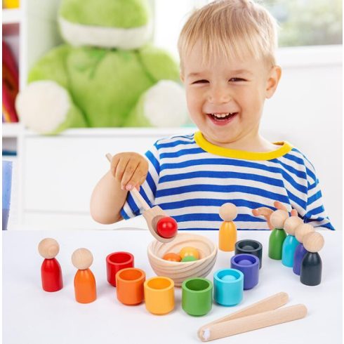 Montessori 7 Színű Személy És Csésze Színbesoroláshoz Illő Csípőgolyós Játék