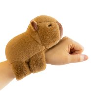 Capybara plüss, csuklóra tehető 17cm
