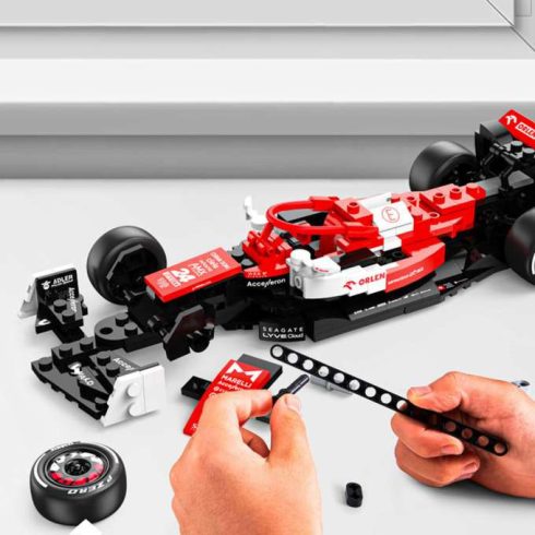 Alfa Romeo F1 C42 1:24 blokkok 387 darabos