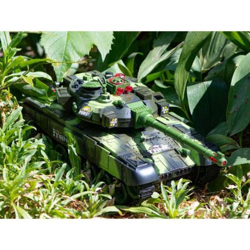 Távirányítós Harckocsi Rc War Tank 9993 2,4 Ghz-es Erdei Álcázás